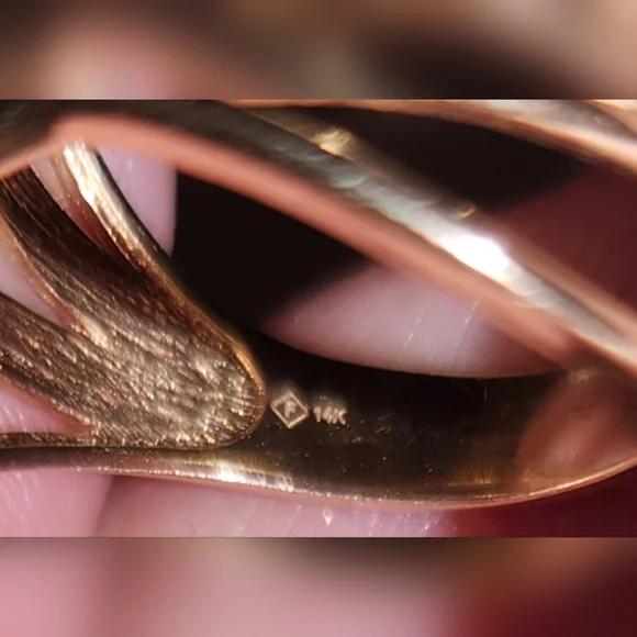 14K Yellow Gold Women's Triple Crossover Ring Size 7 - Picture 12 of 14